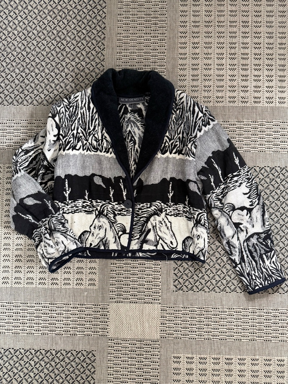 VTG New Identity Horse Tapestry Jacket - Size S
